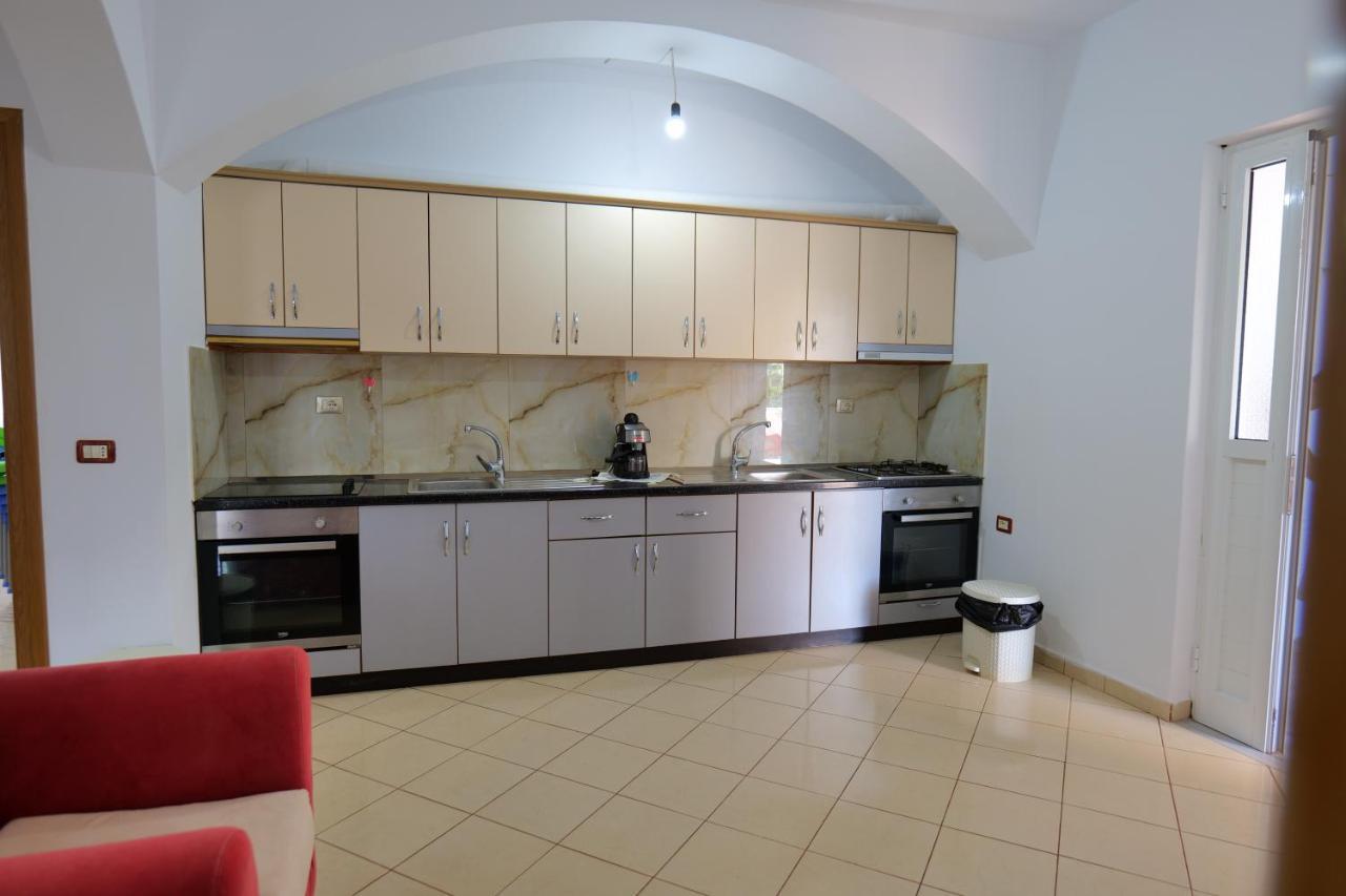 Vila Osmanaj Ksamil Esterno foto